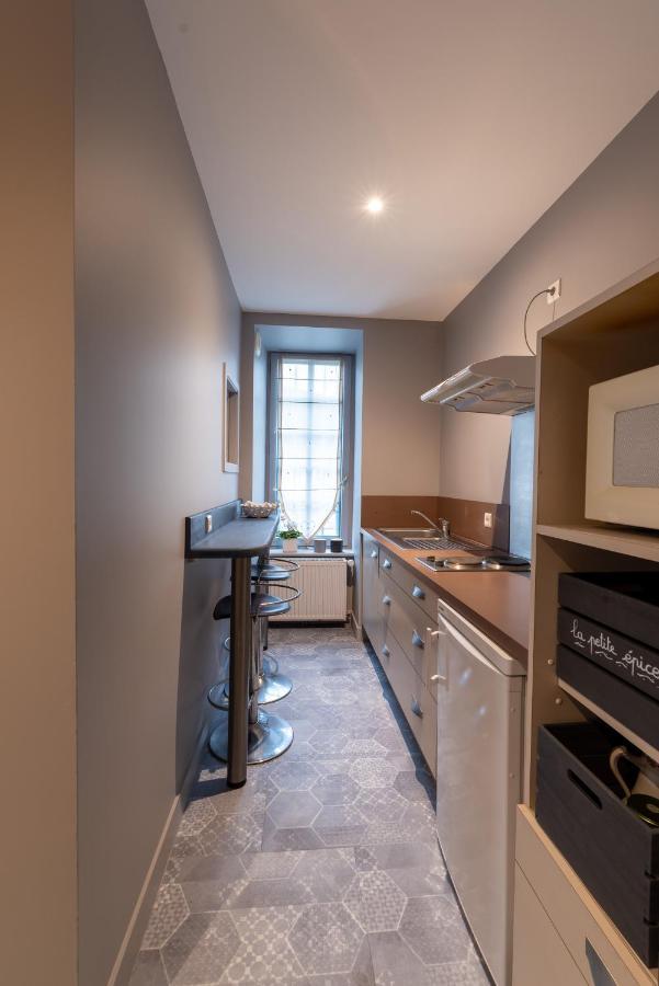 شقة Chambre D Hote "Sous Le Clocher" Saint-Léonard-de-Noblat المظهر الخارجي الصورة